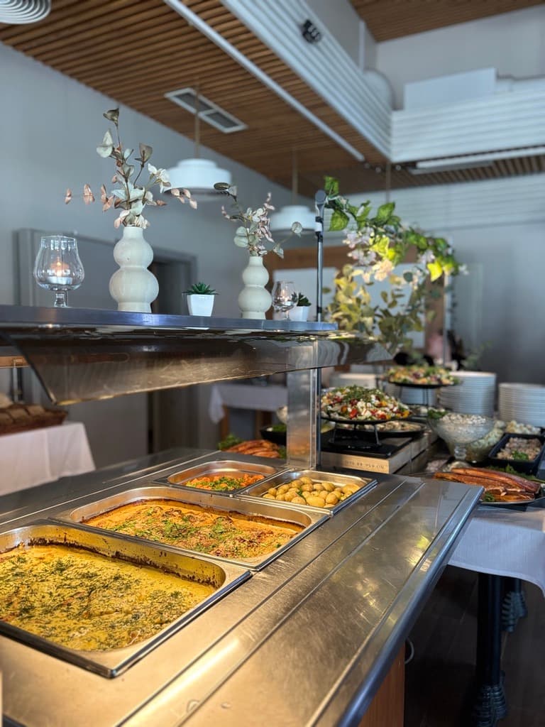 Buffet line
